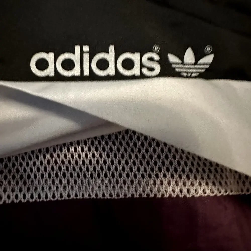 Vintage Adidas Windbreaker 80s 1/2 Zip Track Jacket Hidden Hood 100% Nylon Small